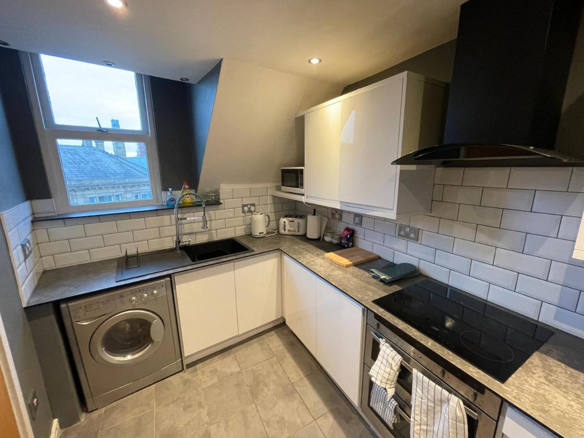 Large New-York Style Penthouse Apartment In Leeds City Centre With Contactless Check In Exterior photo